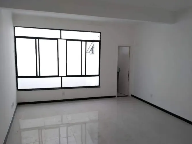 PONTO COMERCIAL NA AV.PEDRO CALAZANS-PAVIMENTO SUPERIOR