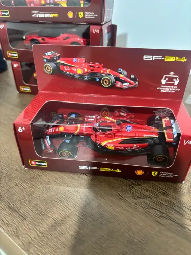 Kit com os 4 Coleção Shell carrinho de Fórmula 1