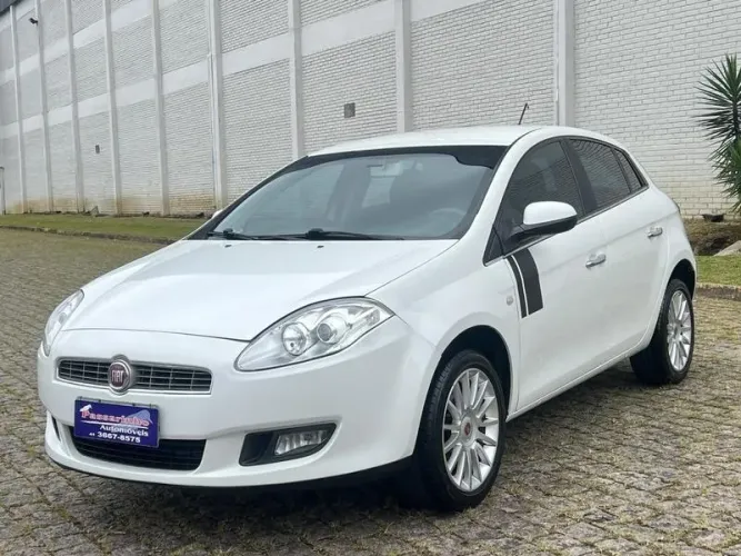 Fiat Bravo Essence 1.8 Flex 16V 5P 2013