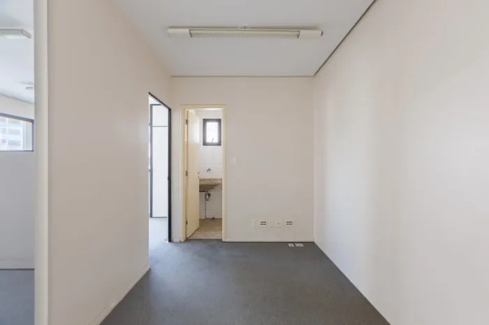 Sala comercial na Rua Traipu, N. 114 - sala 73 45 m²