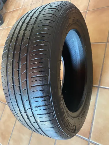 Pneu 15 excelente condições