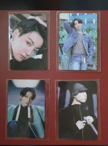 4 Lomocards do Jungkook do BTS (não oficiais)