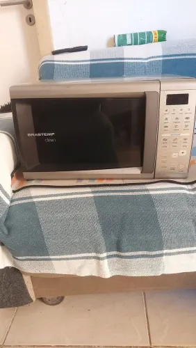 Micro-ondas Brastemp Clean 20 L