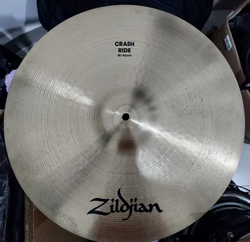 Zildjian Avedis 18" Crash Ride