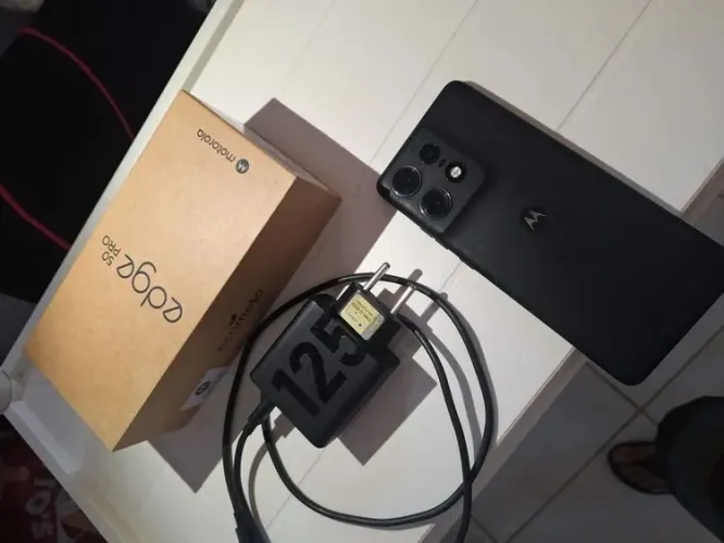 Edge 50 Pro 256gb