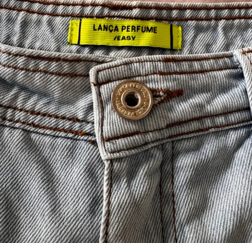 Shorts da lança perfume