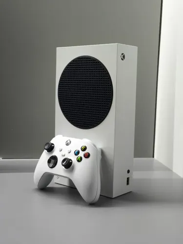 XBOX SERIES S 512GB + CONTROLE ORIGINAL + VÁRIOS JOGOS!