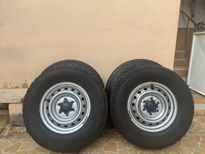 Rodas completa de camionete