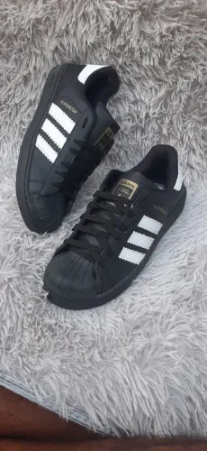 Tênis Adidas SuperStar