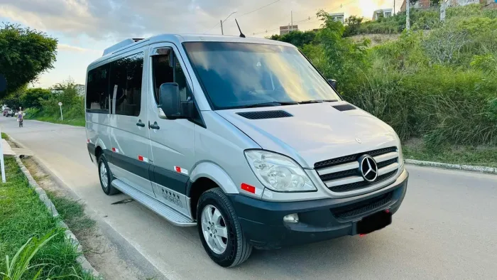 VAN, PARA VIAGENS, PASSEIOS, CONFRATERNIZAÇÕES, DESPEDIDAS DE SOLTEIRO