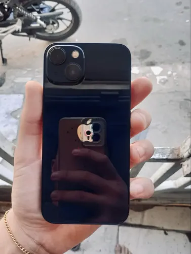 Iphone 13 ( ainda com garantia da loja)?
