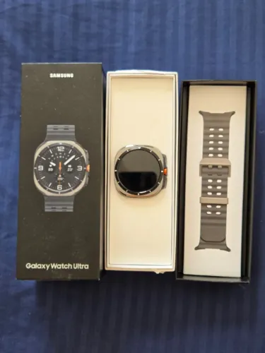 Smartwatch Samsung Galaxy Watch Ultra - Silver - Estado de Novo - Na Caixa