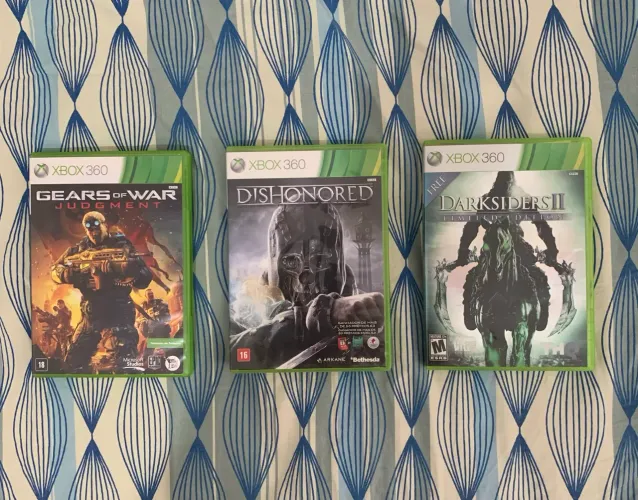 3 jogos de Xbox 360 - Dishonored, Darksiders 2 e Gears of War Judgement