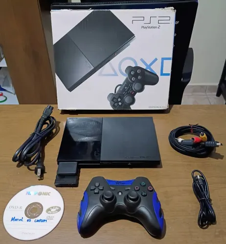 PlayStation 2 Slim Completo com Caixa + Controle Sem Fio - R$ 460