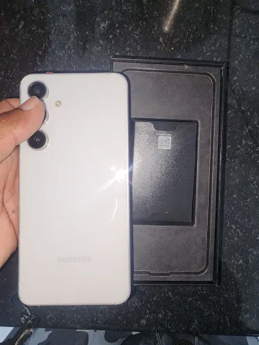 Celular Samsung S24 fe