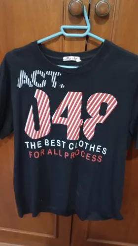 Camiseta Acostamento Preta M semi nova. Pouco usada