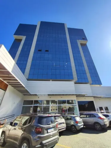 ALUGO 2 SALA CONJUGADAS 62 M2, ED. CRISTAL , BAIRRO DE FATIMA.