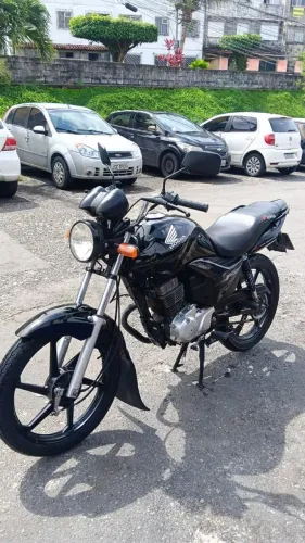 Fan 150 muito conservada