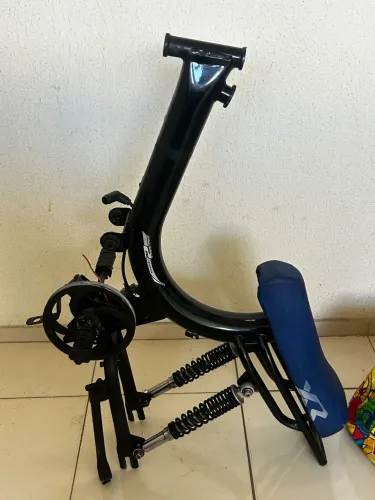 Quadro mobilete 2021