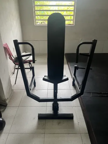 Vendo Máquinas de Musculação Academia