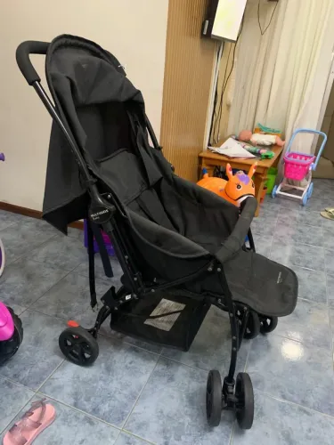 Carrinho de Bebê/ Cadeira de Alimentação 