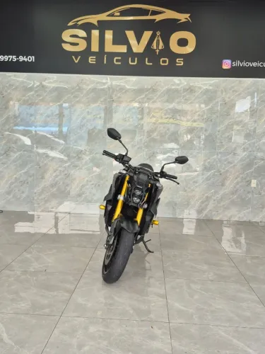 Suzuki GSX S1000