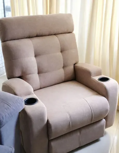 Poltrona reclinável 