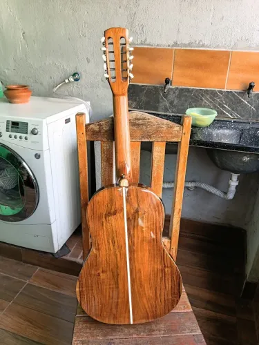 Viola Caipira elétrica feita  por Luthier Hélio Narcisio 
