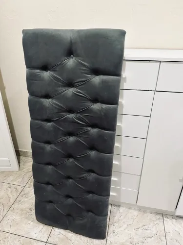Cabeceira de Cama Estofada 140cm - Ótimo Estado