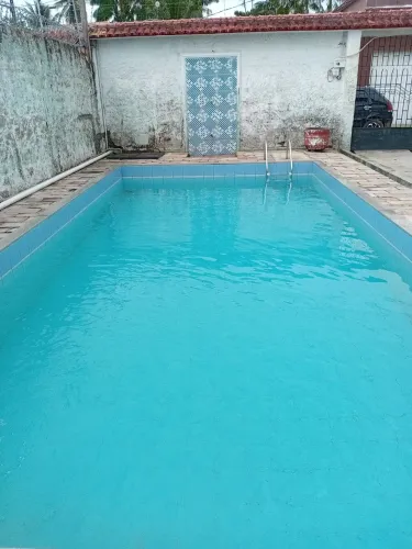 Alugo casa em mosqueiro feriados e finais de semana, obs: férias só primeira quinzena.