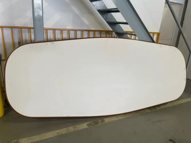 Mesa artesanal de madeira - Compensado Naval