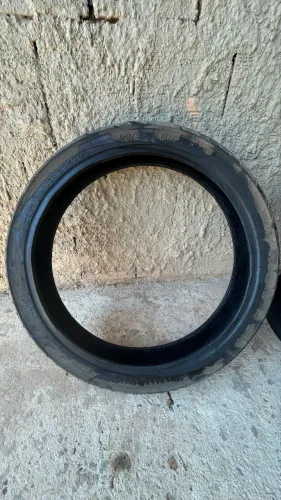 Pneu de Moto, por 70 reais, 90/90-18 Semi Novo - Excelente Estado!