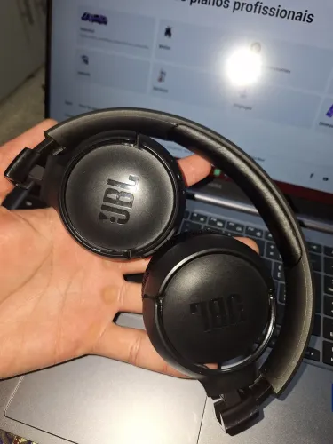 JBL Tune 520BT só funciona 1 lado, + brinde fone de ouvido Lelong