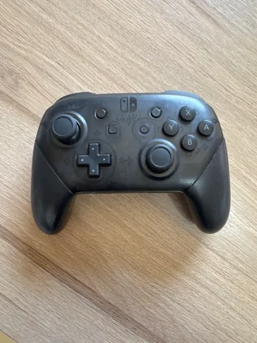 Controle pro original Nintendo switch 1 ótimo estado