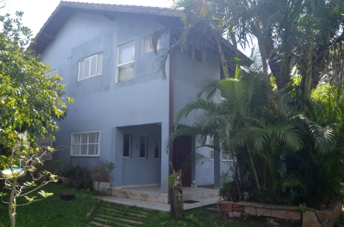 Casa para venda em Balneário São João Batista III com 5 quartos, sendo 3 suítes, 229m²