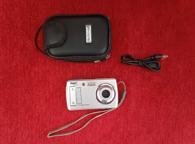 Câmera digital 8 megapixels