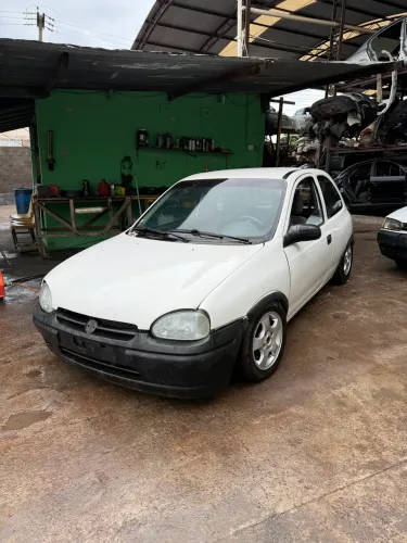 ?Sucata GM Corsa 2 porta 98 1.0/para retirada de peças?