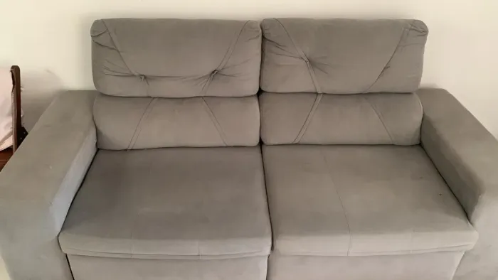 Sofá dois lugares