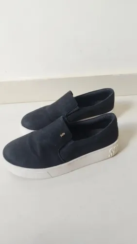 Tênis Slip On Santa Lolla camurça