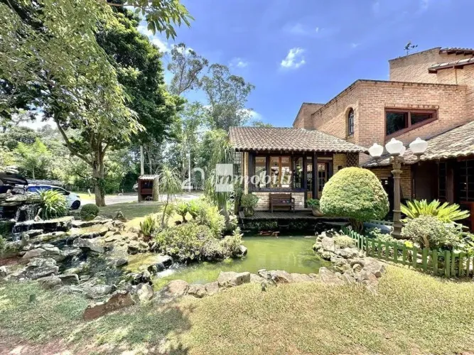 Casa à venda em Jandira, Granja Viana, com 4 suítes, com 300.34 m², Nova Higienópolis