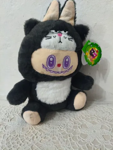 Pelúcia labubu fantasiado