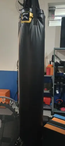Saco de boxe com suporte 