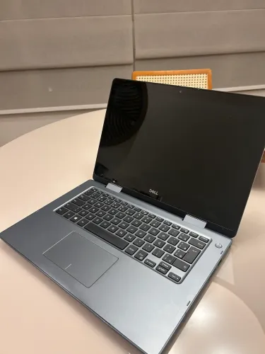 Dell Inspiron 5481 2 em 1 i5 Tela Touch 14? Conversível 