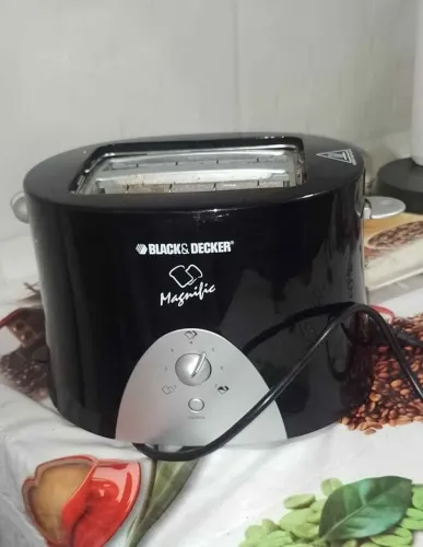 Torradeira Black&Decker Magnific T800 2 Fatias com o Melhor Preço