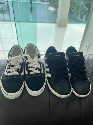 Tênis infantil Vans e Adidas