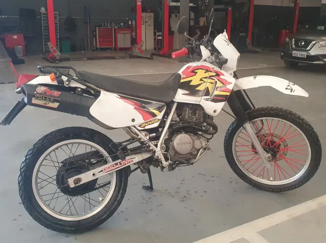 Xr 200r