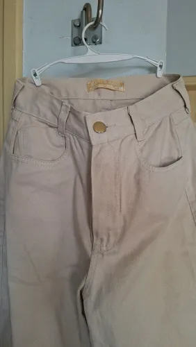 Calça creme