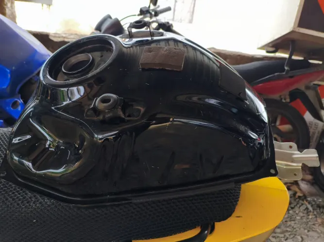 Tanque gasolina Fz25