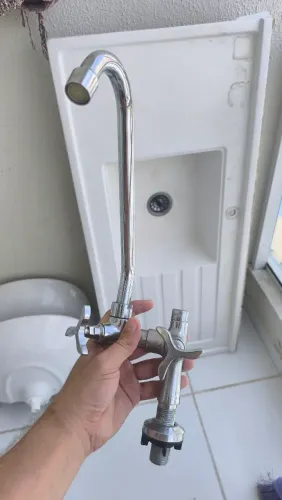 Torneira saída dupla de inox para cozinha