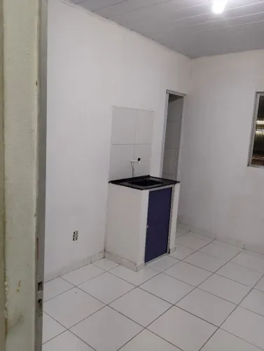 Aluga-se um kitnet